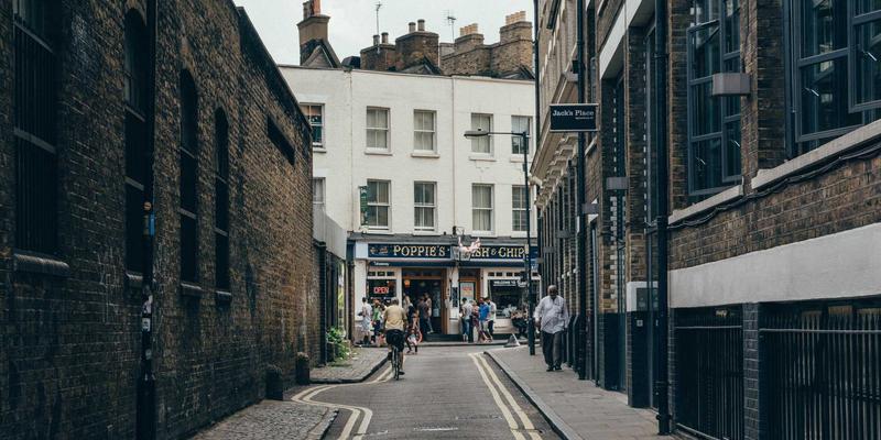 杭州美容39：探索发型设计与化妆品如何塑造你的独特魅力