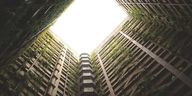 杭州美容新风尚：发型设计与化妆品如何塑造你的专属魅力