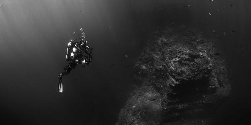 杭州美容新风尚：探秘中医草本护肤与穴位按摩疗法，解锁本地化发型设计与美容美发服务